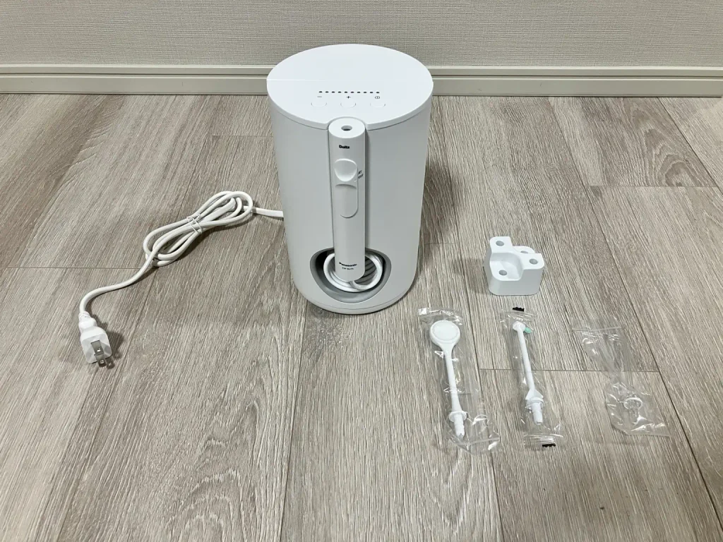 Panasonic ジェットウォッシャー ドルツ EW-DJ75本体と付属品