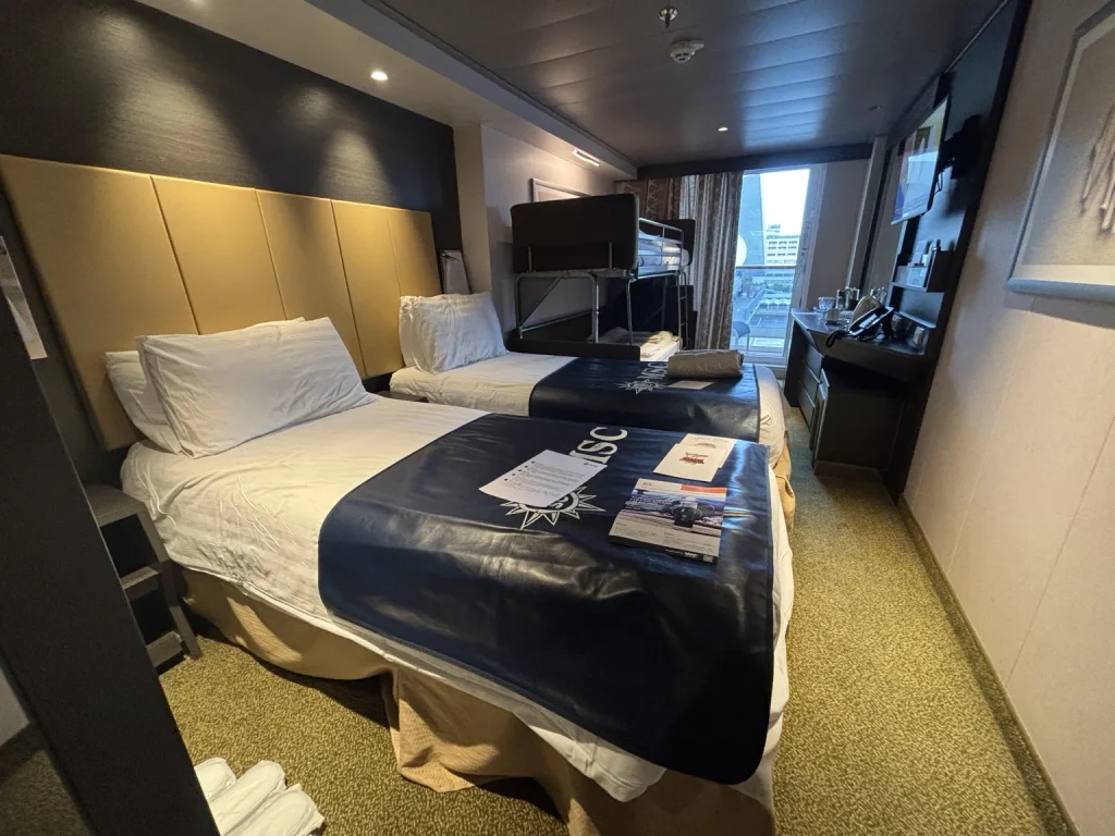 MSCベリッシマのバルコニー4人部屋と二段ベッド